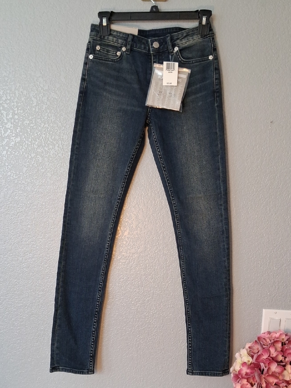 BLK DNM Women's Dark Blue Skinny Jeans